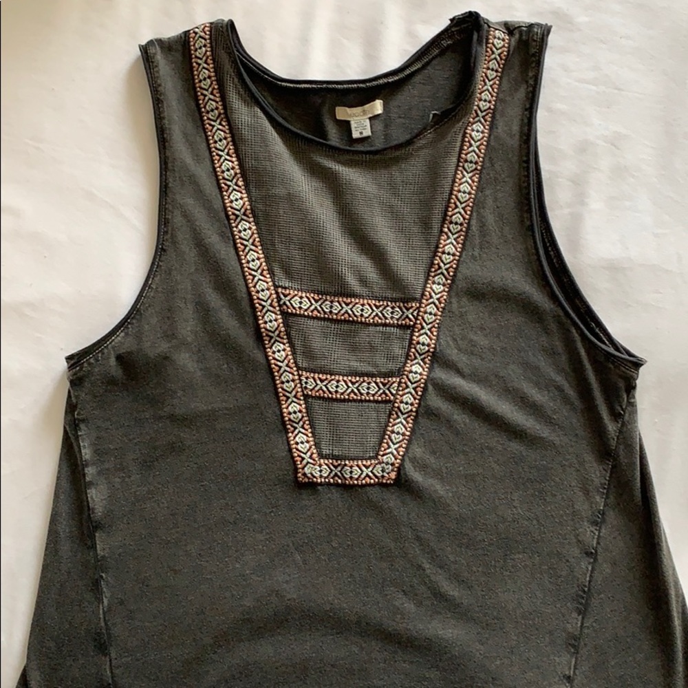 Gray ecote top